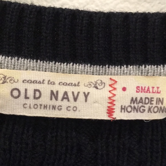 ♥️2/$12SALE!♥️Old Navy Cabled Sweater - Picture 4 of 4